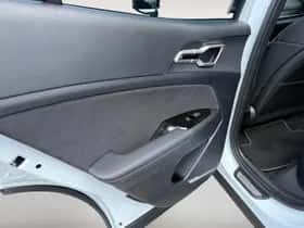 Kia Sportage (2023) thumbnail 5