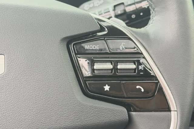 Kia Niro EV (2023) thumbnail 23