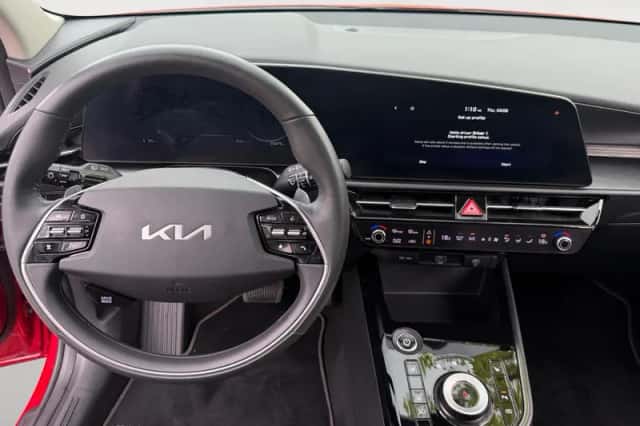 Kia Niro EV (2023) thumbnail 25