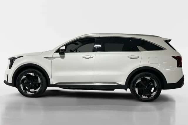 Kia Sorento (2026) thumbnail 2