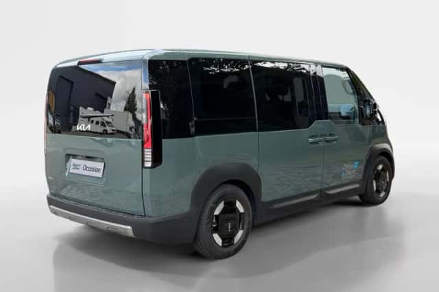 Kia PV5 (2025) thumbnail 2