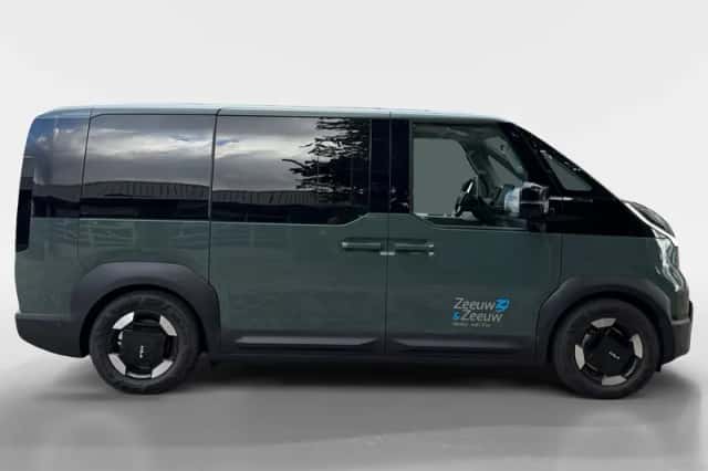 Kia PV5 (2025) thumbnail 4