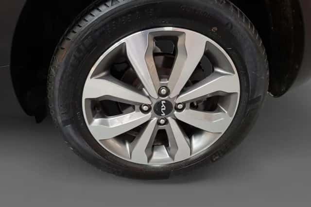 Kia Stonic (2023) thumbnail 15