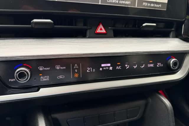 Kia Sportage (2022) thumbnail 23