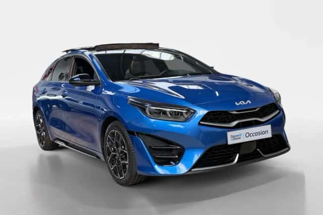 Kia Proceed (2022) thumbnail 5
