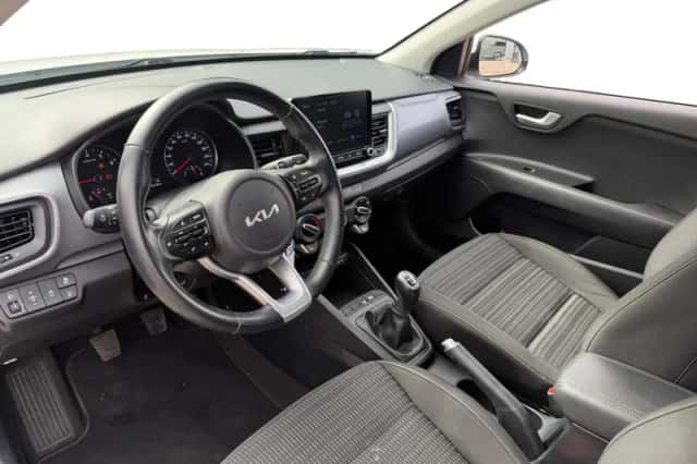 Kia Stonic (2022) thumbnail 11