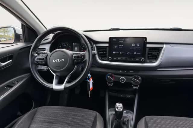 Kia Stonic (2022) thumbnail 12