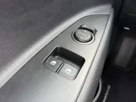 Kia Stonic (2022) thumbnail 24