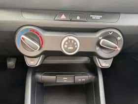 Kia Stonic (2022) thumbnail 25