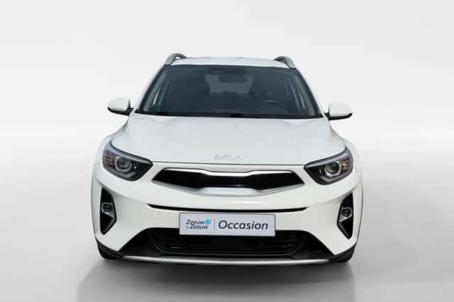Kia Stonic (2022) thumbnail 6