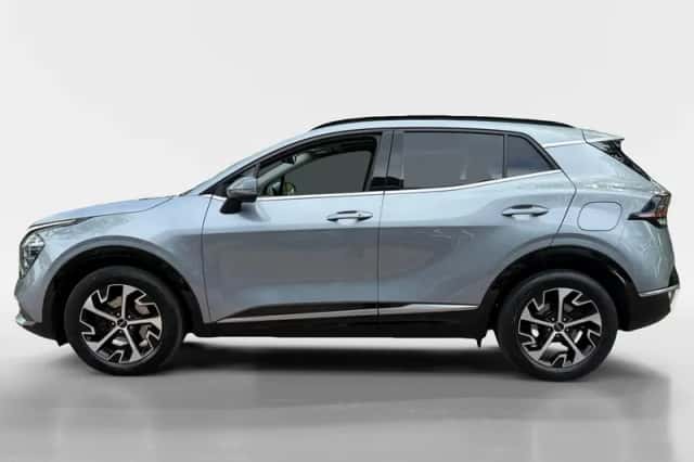 Kia Sportage (2023) thumbnail 4