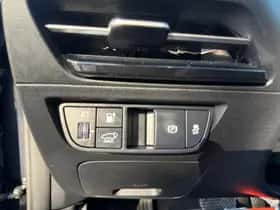 Kia EV6 (2023) thumbnail 17