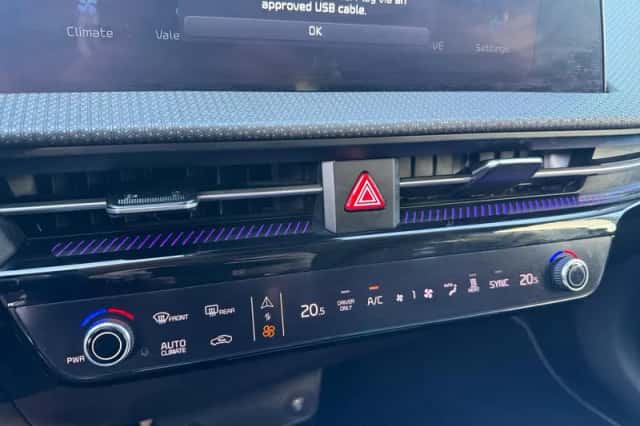 Kia EV6 (2023) thumbnail 27