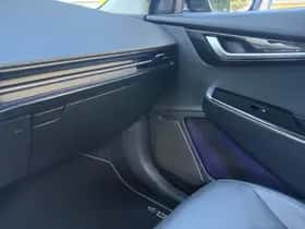 Kia EV6 (2023) thumbnail 36