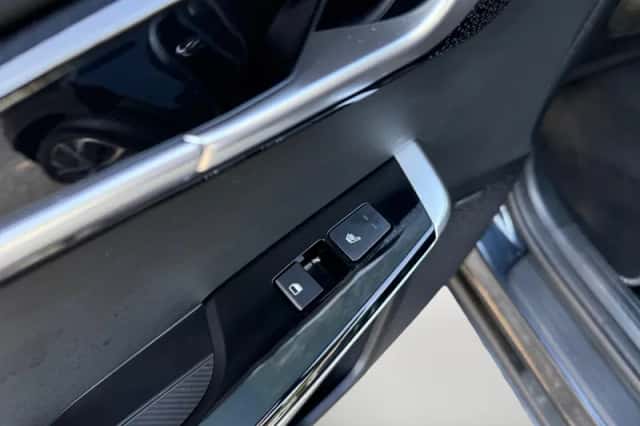 Kia EV6 (2023) thumbnail 39