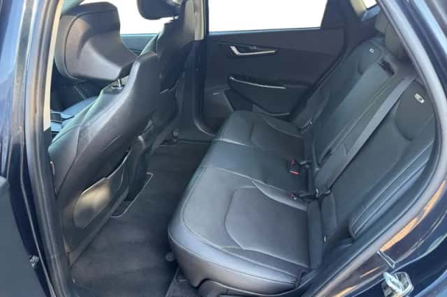 Kia EV6 (2023) thumbnail 40