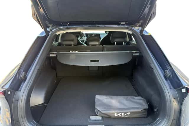 Kia EV6 (2023) thumbnail 44