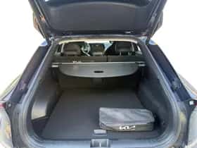 Kia EV6 (2023) thumbnail 44