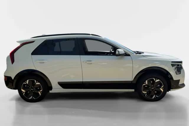Kia Niro EV (2024) thumbnail 8