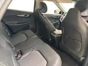 Kia EV6 (2025) thumbnail 17