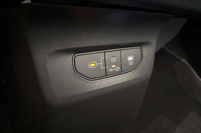 Kia EV6 (2025) thumbnail 23