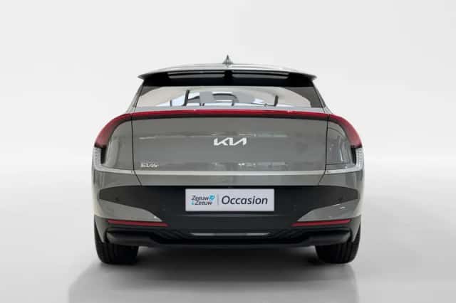 Kia EV6 (2025) thumbnail 9