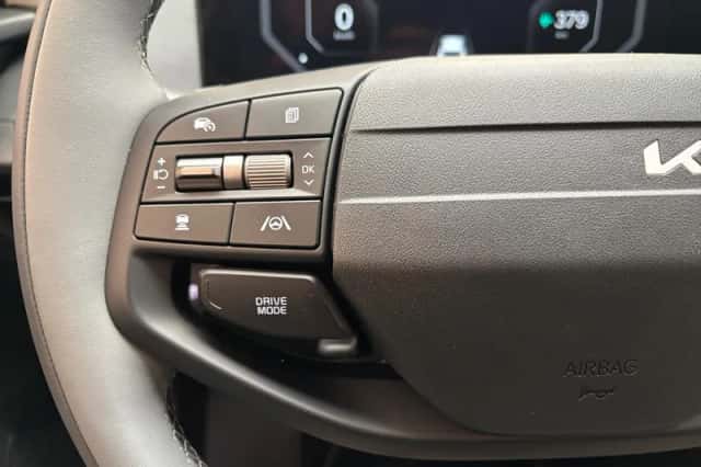 Kia EV6 (2025) thumbnail 10