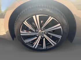 Toyota Corolla (2021) thumbnail 17