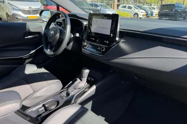 Toyota Corolla (2021) thumbnail 21