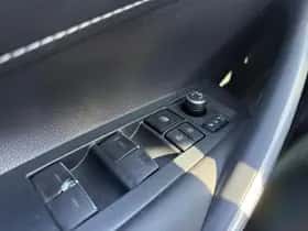 Toyota Corolla (2021) thumbnail 30