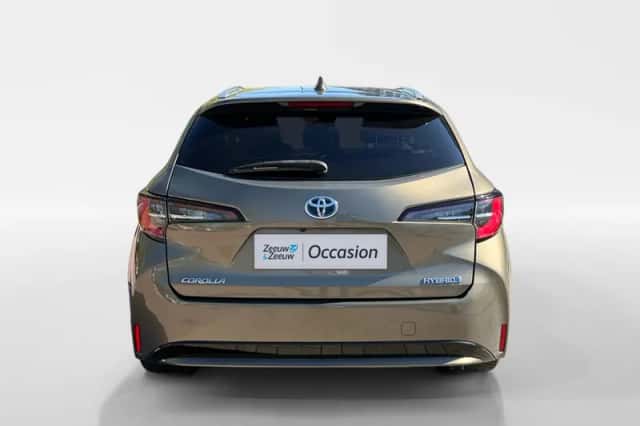 Toyota Corolla (2021) thumbnail 6