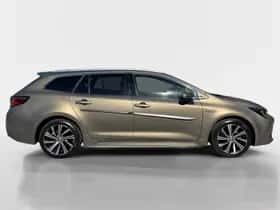 Toyota Corolla (2021) thumbnail 8