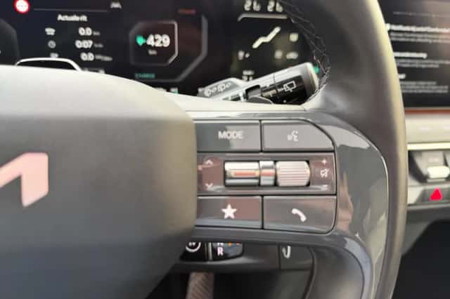 Kia EV9 (2025) thumbnail 25