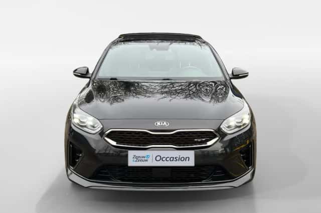 Kia Ceed (2019) thumbnail 2