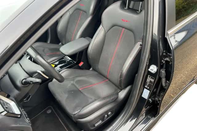 Kia Ceed (2019) thumbnail 14