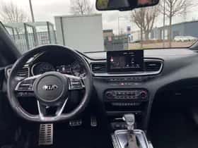 Kia Ceed (2019) thumbnail 16