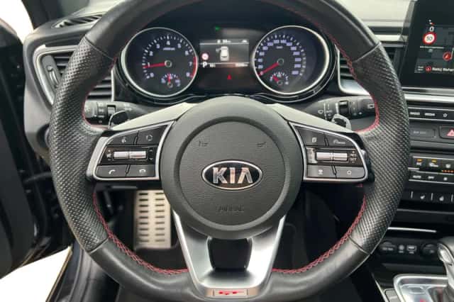 Kia Ceed (2019) thumbnail 17