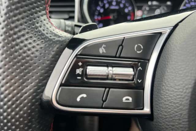 Kia Ceed (2019) thumbnail 19