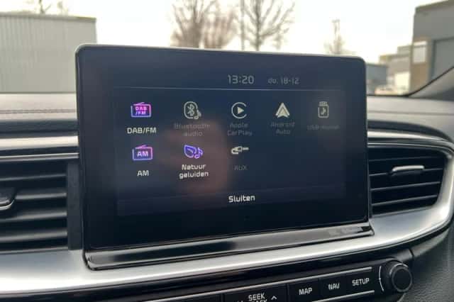 Kia Ceed (2019) thumbnail 22