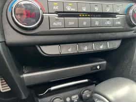 Kia Ceed (2019) thumbnail 25