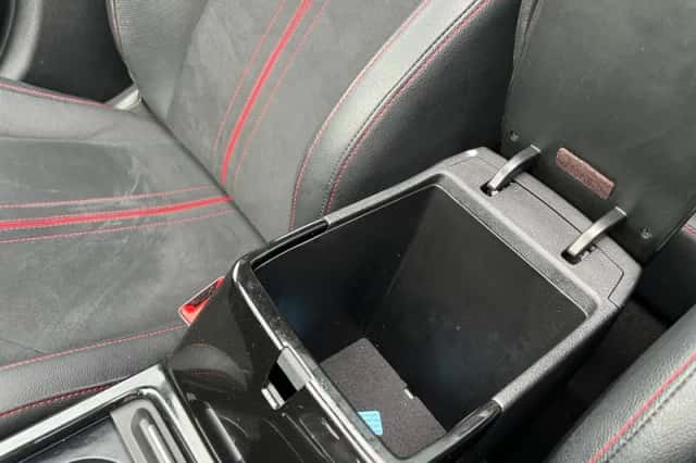 Kia Ceed (2019) thumbnail 30