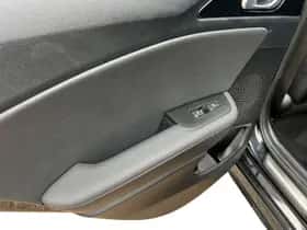 Kia Ceed (2019) thumbnail 33