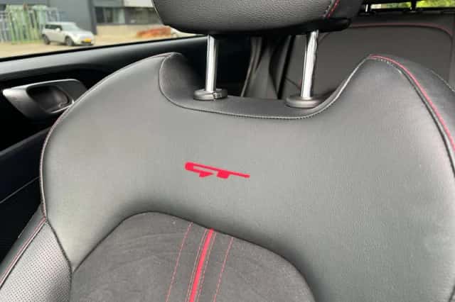 Kia Ceed (2019) thumbnail 40