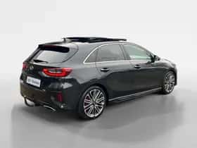 Kia Ceed (2019) thumbnail 5