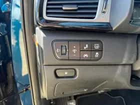 Kia Niro (2018) thumbnail 23