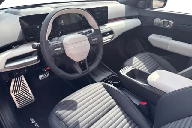 Kia EV4 (2025) thumbnail 13