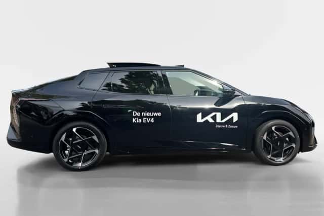 Kia EV4 (2025) thumbnail 3