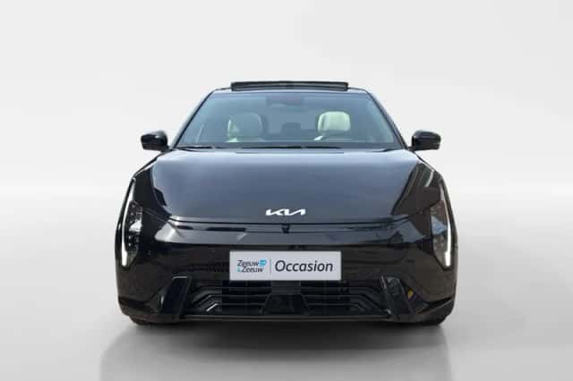 Kia EV4 (2025) thumbnail 4
