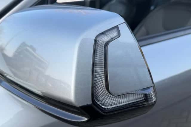 Kia Niro (2023) thumbnail 16