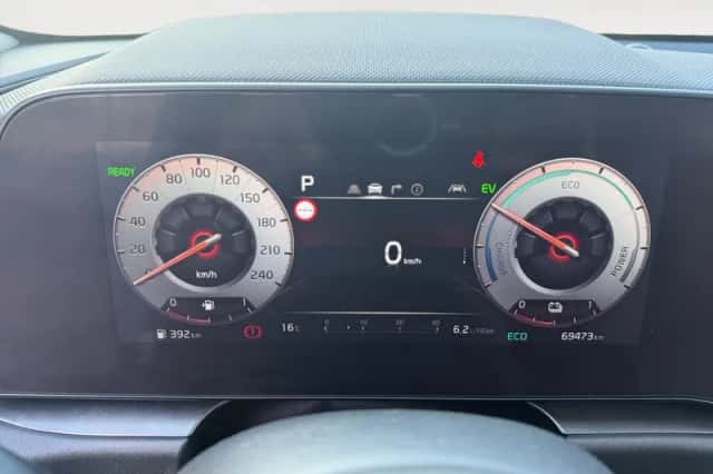 Kia Niro (2023) thumbnail 23